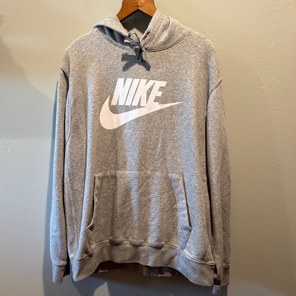 Nike Classic Gray Men’s Hoodie with White Swoosh Logo Cotton Blend Extra Large